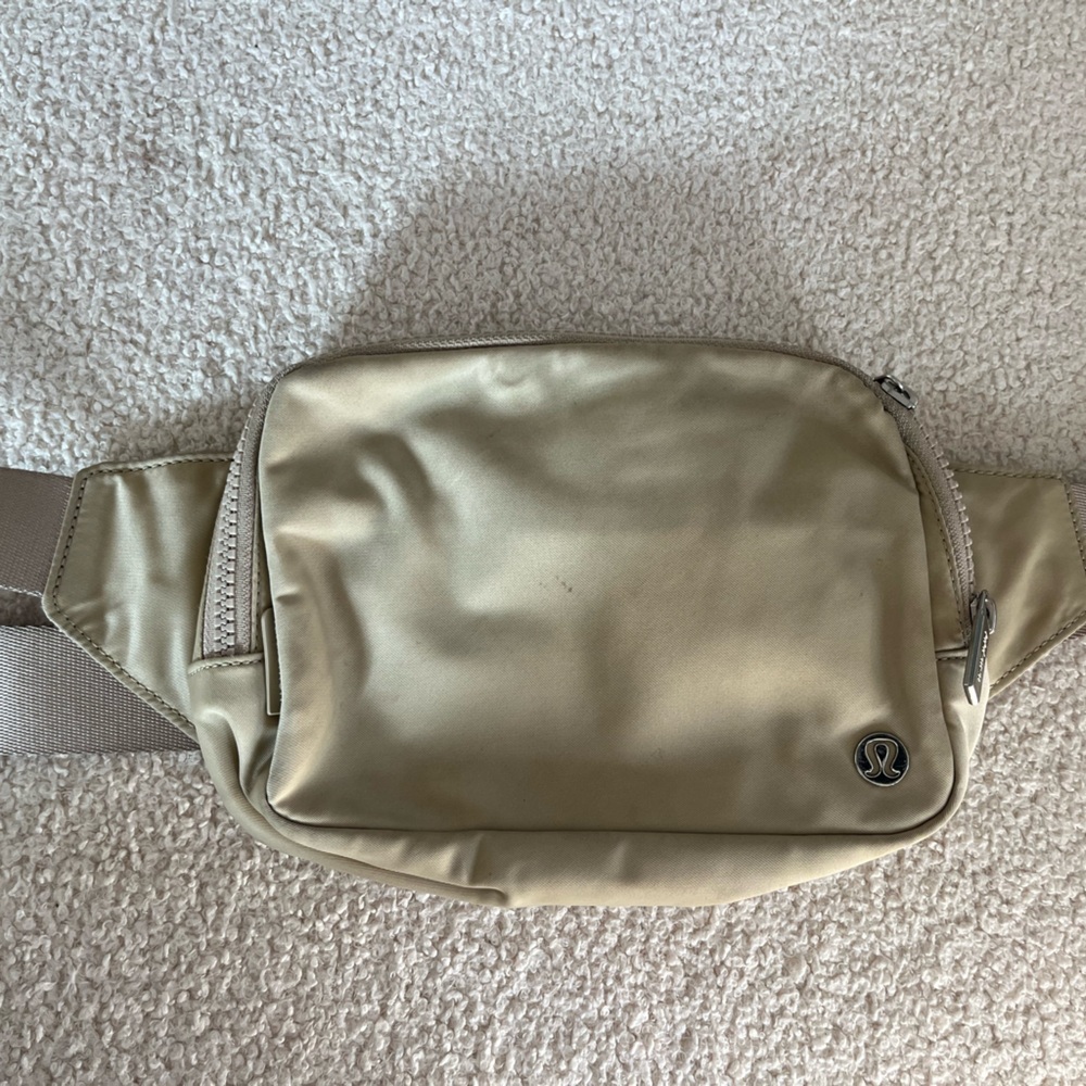 Lululemon cream belt bag